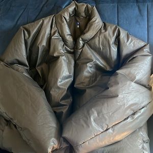 Brand NEW YEEZY GAP ROUND JACKET